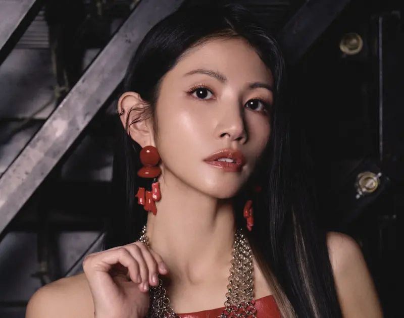 ▲李千娜針對《世紀血案》的失言風波道歉，提到自己只是客串演虛構角色，但對於沒做好功課就接演感到抱歉，期間積極跟製作方溝通，卻得到草率回應，沉寂多日發表889字道歉聲明，並表示捐出全數片酬表達最基本的歉意。（圖／李千娜FB）