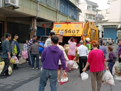 ▲北部地區垃圾清運幾乎全面恢復，僅新竹縣及苗栗縣部分鄉鎮仍然暫停收運。（圖／高雄市環保局臉書）