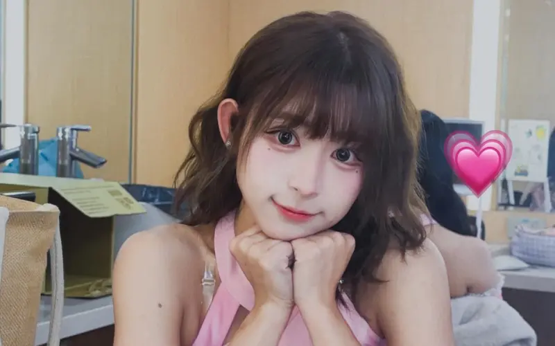 ▲台鋼雄鷹啦啦隊WING STARS成員會晴，過去8個月因體態變化遭嘲諷「氣球人」，她昨（7）日發文坦承服藥副作用影響外型，強調健康優先，也獲得不少粉絲暖心力挺。（圖／翻攝自會晴Threads@chiiingnapa）