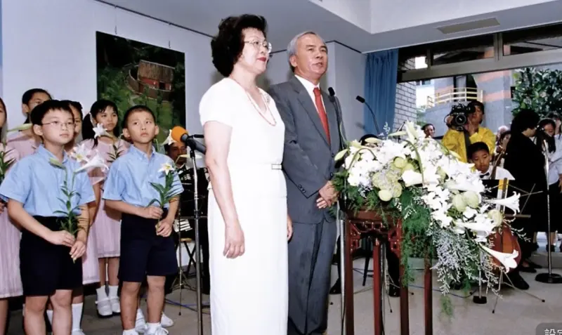 ▲李千娜失言捐片酬！「慈林基金會」背景，揭開化悲憤為大愛的往事。（圖／慈林教育基金會）