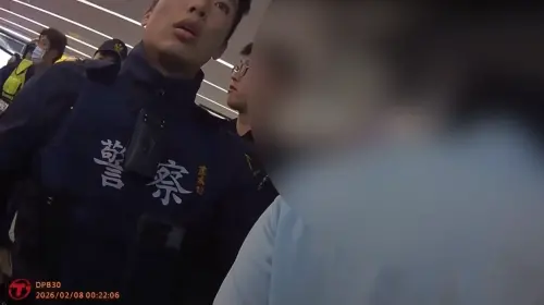 影／北捷中山站又出事了！「雙刀男」搭末班車　大批警急衝抓人
