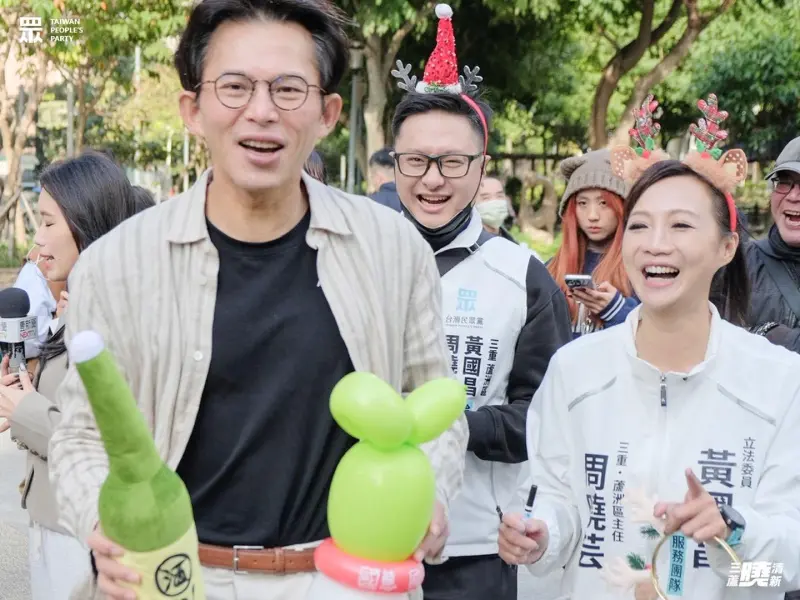 ▲黃國昌金釵初選落馬！周曉芸談對手「家樂福十年」惹歧視爭議致歉。（圖／周曉芸臉書）