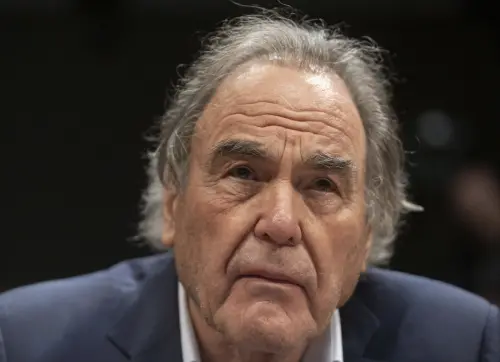 ▲《誰殺了甘迺迪》導演奧利佛史東曾兩度獲得奧斯卡最佳導演獎，讓他的作品在面對外界的爭議與質疑，有更強大的抵抗力。（圖／美聯社／達志影像）