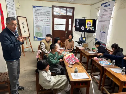 活化東勢百年昭和屋　共學客語文化
