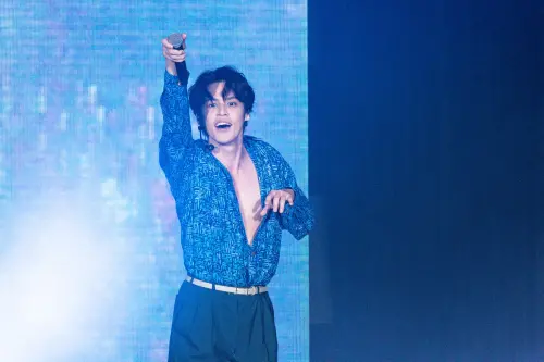 《鬼滅之刃》上弦之貳童磨在台灣　宮野真守不怕寒流短袖短褲超狂
