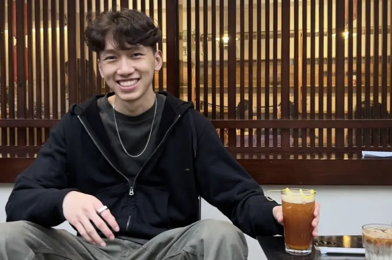 ▲加拿大的越南籍輟學生在25歲靠著短影音製作公司年營收破百萬美元。（圖／翻攝自臉書）