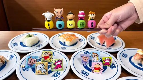 ▲台灣藏壽司最新聯名蠟筆小新13款扭蛋。（圖／藏壽司kurasushi.tw）