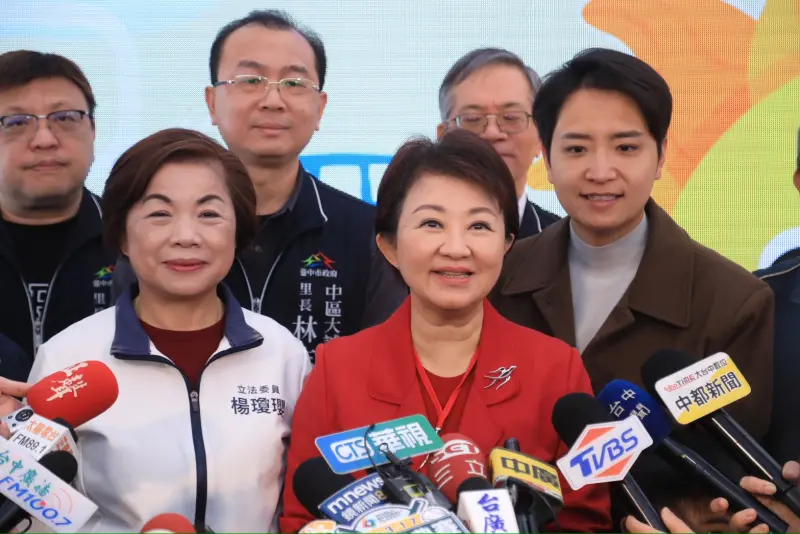 ▲台中市長盧秀燕恭喜自民黨總裁高市早苗在日本眾議院大選取得絕對勝利。（圖／台中市政府提供，2026.02.09）