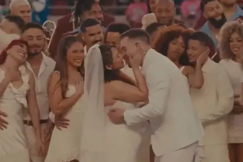 超級盃中場秀太狂！壞痞兔邀粉絲上台結婚　1億人見證「玩真的」
