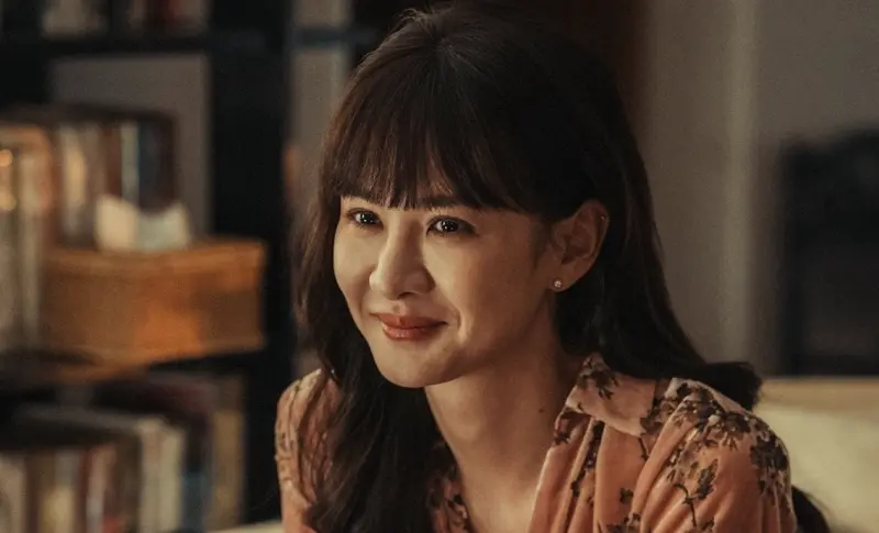 ▲安心亞（如圖）在《整形過後》中甘願為温昇豪付出，但私下她無法待在一段沒有承諾的關係裡。（圖／八大提供）