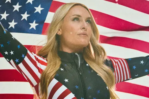 冬奧／美國滑雪女神沃恩摔斷腿！驚悚畫面曝光　ACL剛撕裂就參戰
