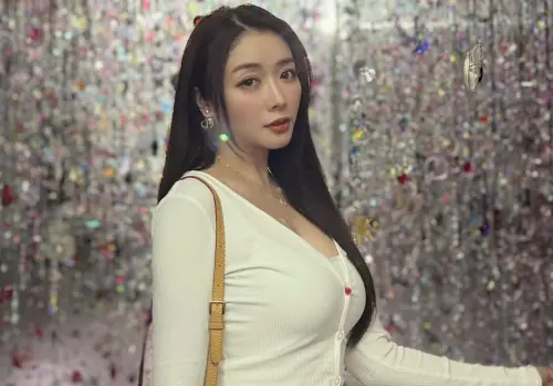 ▲康茵茵日前跟閨蜜成語蕎（如圖）一起到咖啡廳約會。（圖／成語蕎 Jenny Cheng FB）