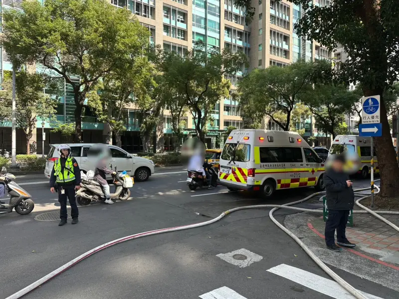 ▲台北市中山區今（9日）一早發生一起火警，一名林姓女子疑似使用香氛蠟燭不慎點燃一旁的易燃物。（圖／翻攝畫面）