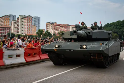 ▲新加坡雖是島國但依舊保有戰車當作陸軍主力，中國陸軍以中新合作名義派員前往新加坡演訓。（圖／翻攝自Singapore Army FB）