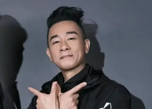 陳小春本名意外曝光成話題！遭嘲像痔瘡藥名　4年前全家改名換運
