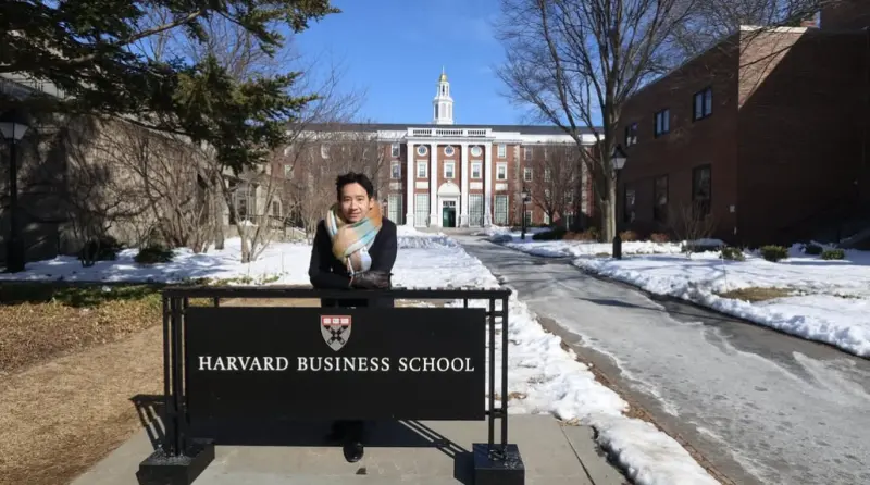 ▲皮塔目前在哈佛甘迺迪學院擔任研究員。(圖/翻攝自皮塔IG)