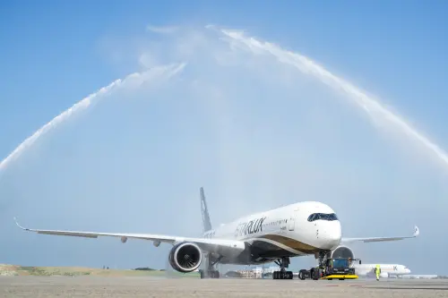 ▲星宇航空第一架A350-1000於今（10）日首飛JX802航班．正式執行首次載客飛航。（圖／星宇航空提供）