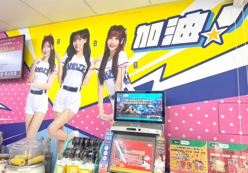 ▲7-11即起於大巨蛋周邊「巨蛋門市」打造期間限定「棒球主題店」。（圖／記者鍾怡婷攝）