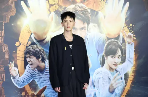 柯震東遭戴立忍爆料！帶床到片場補眠　王淨拍《功夫》不怕醜到底
