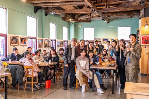 修平「漫遊．曼谷」AI數位攝影聯展　用鏡頭呈現城市風貌
