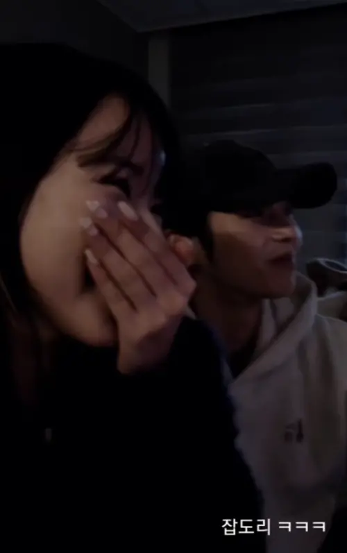 ▲《單身即地獄5》林琇濱（右）、朴喜珗（左）配對成功，私下約會的畫面也被朋友曝光。 （圖／翻攝自Threads）