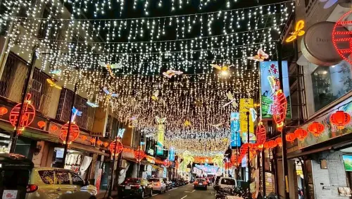 20間廟響應台北燈節！看超美燈海隧道　高雄小夜埕市集播免費電影
