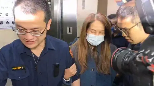 ▲高金素梅出現無力癱軟的情形，轉至台大醫院就診。（圖／翻攝畫面）