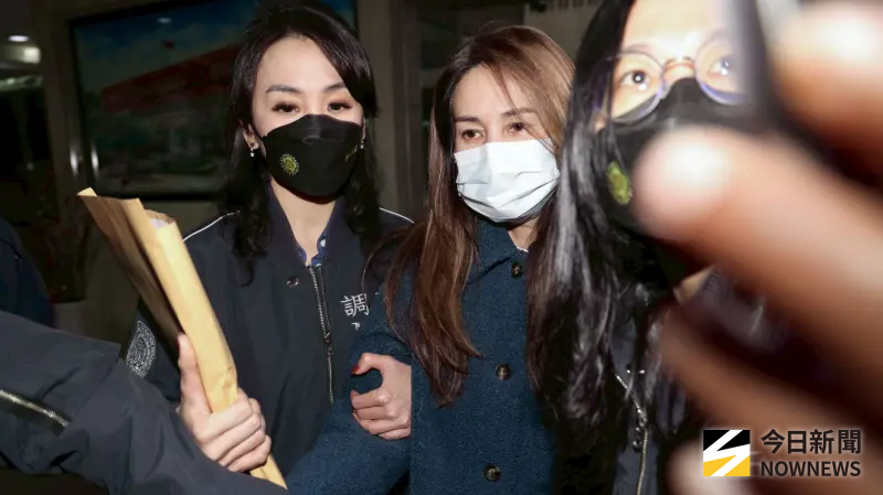 ▲立委高金素梅涉嫌詐領助理費等3大案，凌晨移送北檢半小時就因為身體狀況不適合偵訊，檢察官諭知限制出境出海，讓她先行就醫。（圖／NOWNEWS攝影中心）