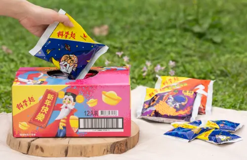 ▲ 科學麵時令箱不只可以吃，還能與孩子一起互動抽抽樂