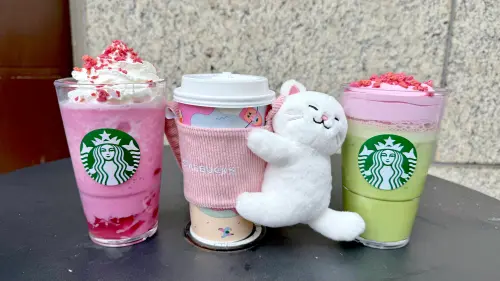 ▲周二星巴克半價多一杯，外送輸入優惠碼再折70元。（圖／記者蕭涵云攝）