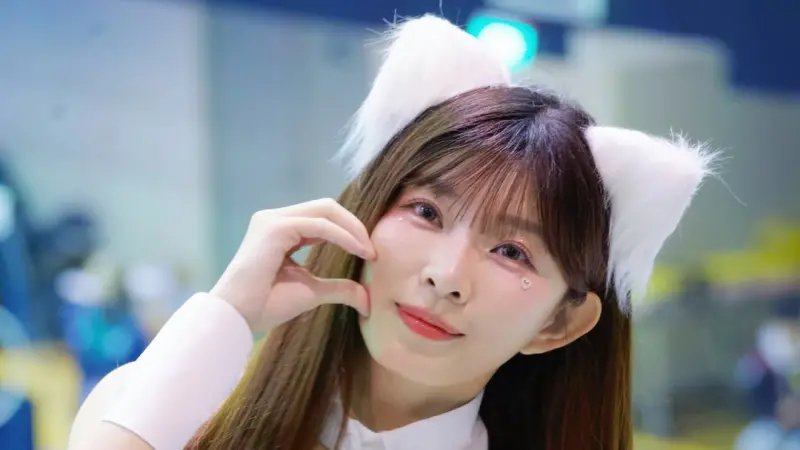 ▲啦啦隊女神林穎樂近日罕見發聲，公開有粉絲透過IG私訊威脅退追不支持，直言不接受情緒勒索與施壓式支持，強調轉發與回覆並非義務，盼建立健康的網路互動空間。（圖／記者張一笙攝）