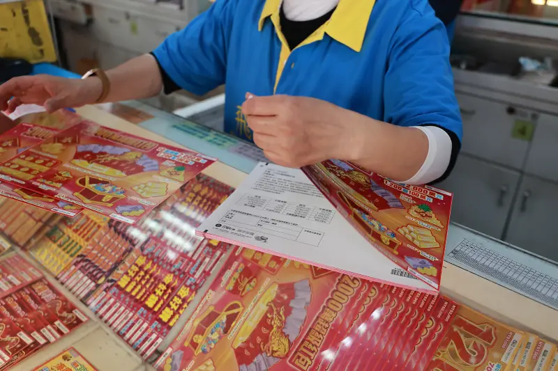 蝴蝶蜜蜂帶路發大財！桃園男神邏輯拆字「B=13」百萬獎金全買黃金