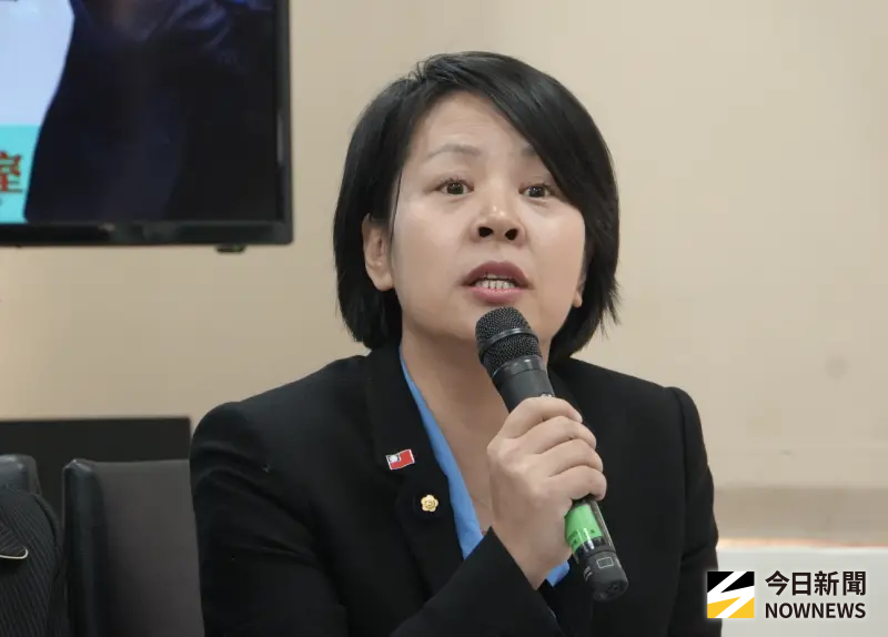 ▲民眾黨沒人發現李貞秀國籍異常！周軒狂酸：這什麼DNA。（圖／記者呂炯昌攝）