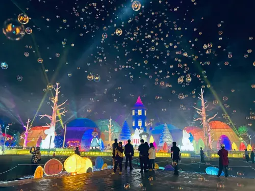 只有台中看得到　中台灣燈會小年夜　姆明驚喜現身
