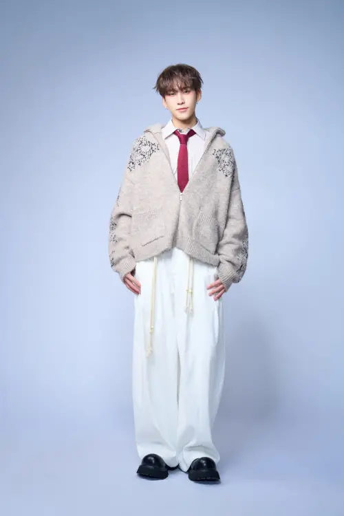 ▲踢帕娛樂旗下歌手俊希（如圖）、HAKU將在西洋情人節、農曆春節期間，陸續推出新歌。（圖／踢帕娛樂提供）