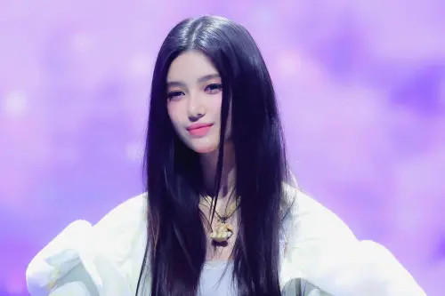 ▲Danielle目前也正面臨著2項與HYBE的重大官司。（圖／翻攝自X）