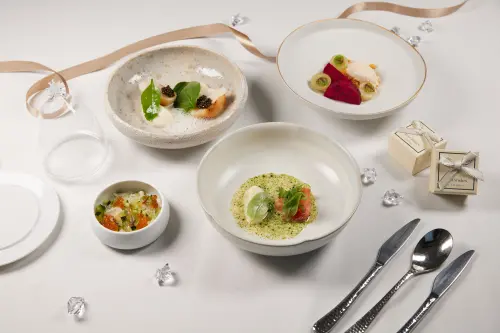 ▲高雄萬豪酒店的美享地餐廳正式更名為美享地牛排館，並推出情人節餐。（圖／高雄萬豪提供http://www.khhmarriott.com）