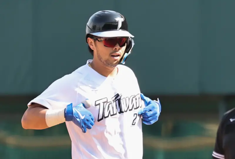 ▲中華隊捕手林家正首度與胡智爲搭配，他認為就是專注進攻球帶，先把好球數搶到。（圖／中職提供）