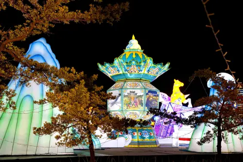 ▲「幻影馬戲團燈區」打造「喵喵獸」、「幻獸馬戲團」、「幻影森林」等作品。（圖／樂旅南投臉書https://www.facebook.com/nantouwelcome）