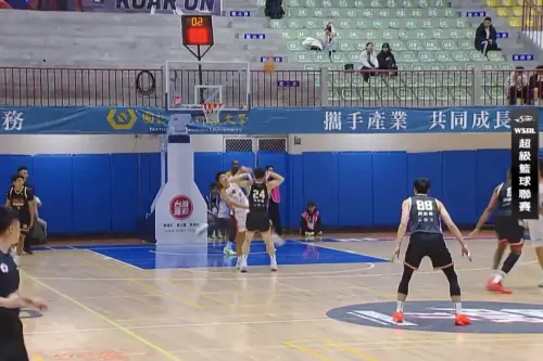 籃球冷知識！王翊帆0.95秒甩三分球「落地彈進」算分嗎？專家解答
