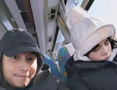 孫協志婚禮前一天突放閃光彈！喊夏宇童「我的寶貝」曬甜蜜睡照
