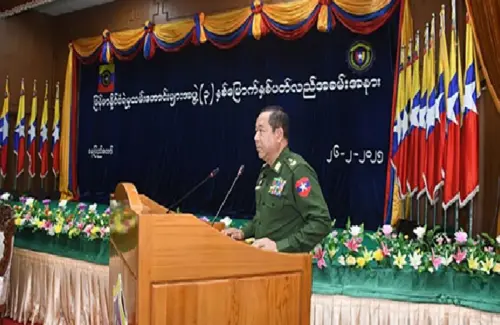 揮刀砍親信！緬甸前內政部長收詐團保護費　遭敏昂萊抄家拔官
