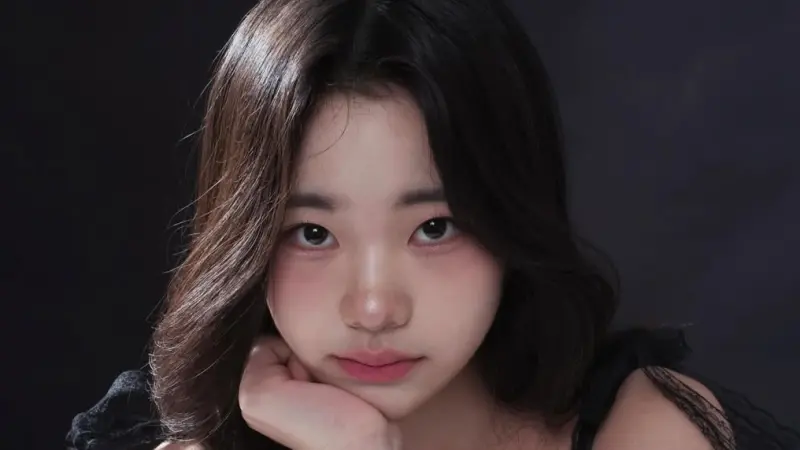 ▲小S小女兒許老三（許曦恩）無預警開通IG，首波美照曝光氣質驚艷，被網友指神似二姊Lily，星二代關注度再度升溫。（圖／翻攝自許曦恩IG@alice_hsuuu）