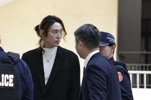 「和爸爸彼岸相聚」　陳啟禮之子陳楚河送別吳敦
