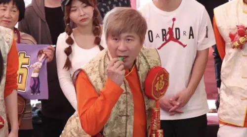 小年夜看胡瓜《綜藝大集合》！民眾錯失紅包尷尬了　他霸氣撒紅包
