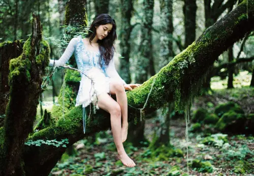 ▲歐陽娜娜憑藉空靈氣質以及超高顏值，在中國十分有市場。（圖／翻攝自歐陽娜娜臉書）