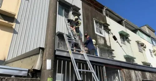 快訊／台南玉井民宅驚傳火警！鄰居聽到爆裂聲　2人受困3樓
