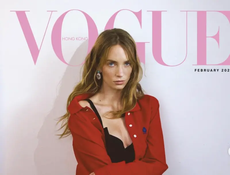 ▲《怪奇物語》瑪雅霍克（如圖）在西洋情人節當天於紐約結婚，離異多時的巨星爸媽伊森霍克、鄔瑪舒嫚都出席婚禮，為她再度重逢。（圖／摘自 IG@maya_hawke) 