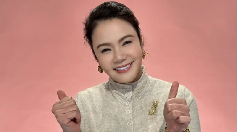 ▲2026除夕夜！知名命理師廖美然（如圖）揭曉9大招財開運祕方，也公開拜土地公最佳時辰、供品品項及注意事項。（圖／翻攝自廖美然臉書）