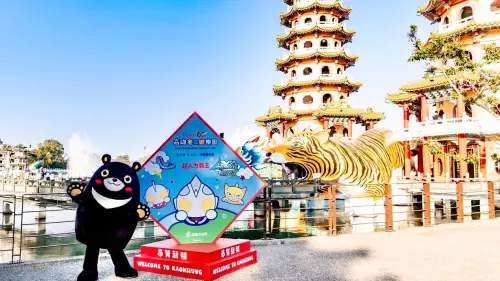 春節玩高雄　巨型斗方春聯、景區整備滿滿亮點迎賓
